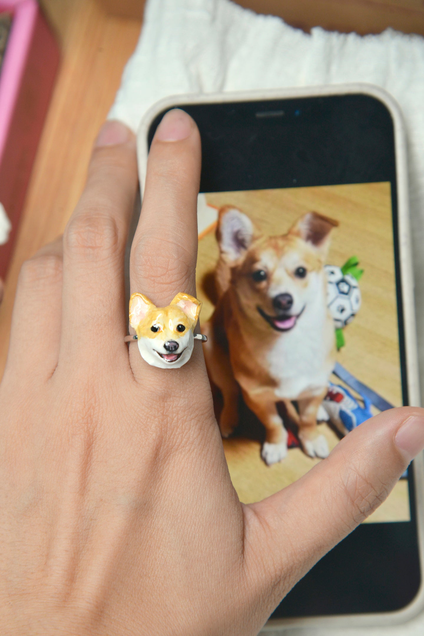 Memorpaw Customized Soft Ceramic Pet Portrait Necklace Ring Brooch Keychain